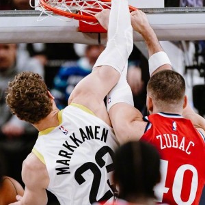 官方网站-火箭主场力克独行侠，哈登轰下分的简单介绍