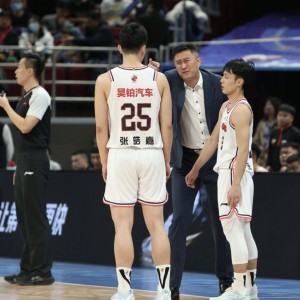 中国官网-关于广东宏远队备战挑战四川队，誓要力争夺冠的信息