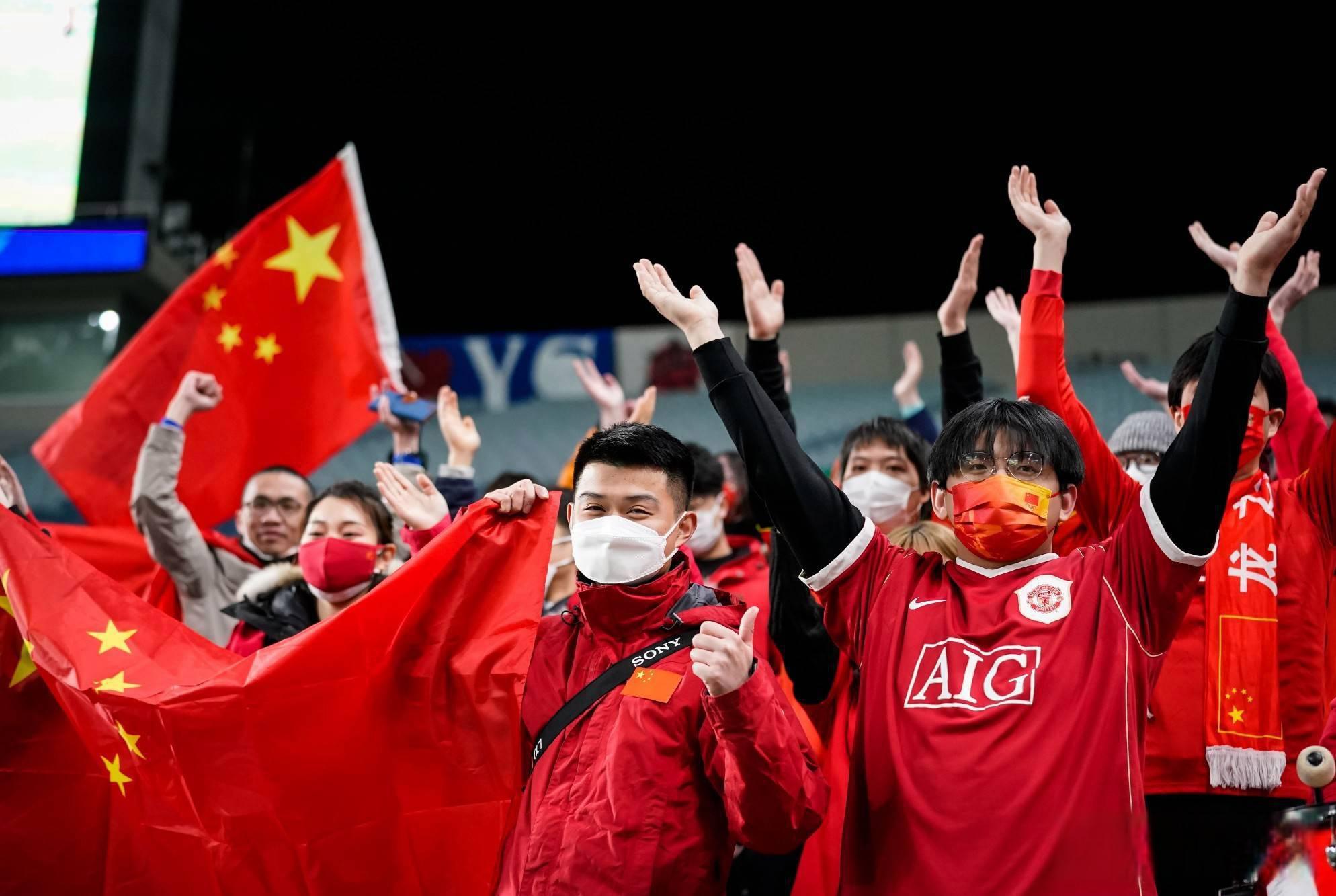 亚洲球队积极备战，为跨国赛事努力拼搏的简单介绍