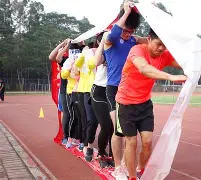 关于这场激烈比赛后,运动员们受到赛前努力的肯定和回报的信息 关于这场激烈比赛后,运动员们受到赛前努力的肯定和回报的信息