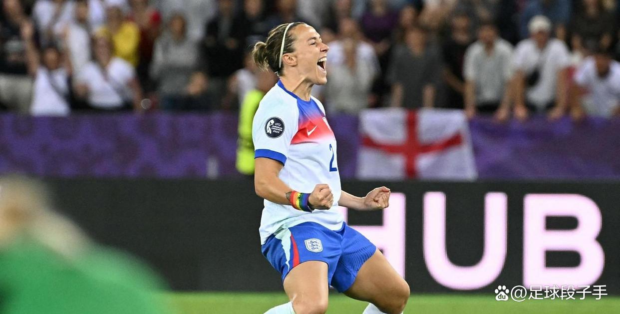 意大利女足在比赛中斩获胜利，晋级半决赛