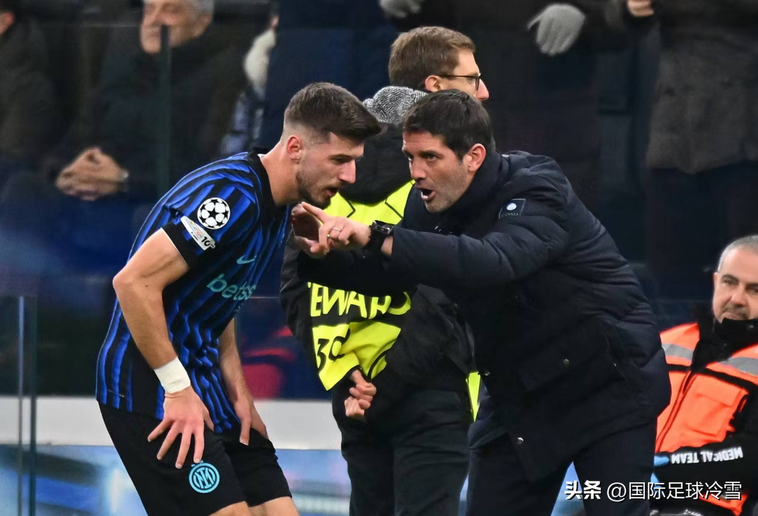 国米客场不敌佛罗伦萨,欧战形势日益严峻 国米客场不敌佛罗伦萨,欧战形势日益严峻