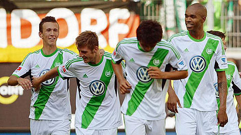 关于沙尔克官方宣布新援加盟,提升球队整体实力的信息 关于沙尔克官方宣布新援加盟,提升球队整体实力的信息