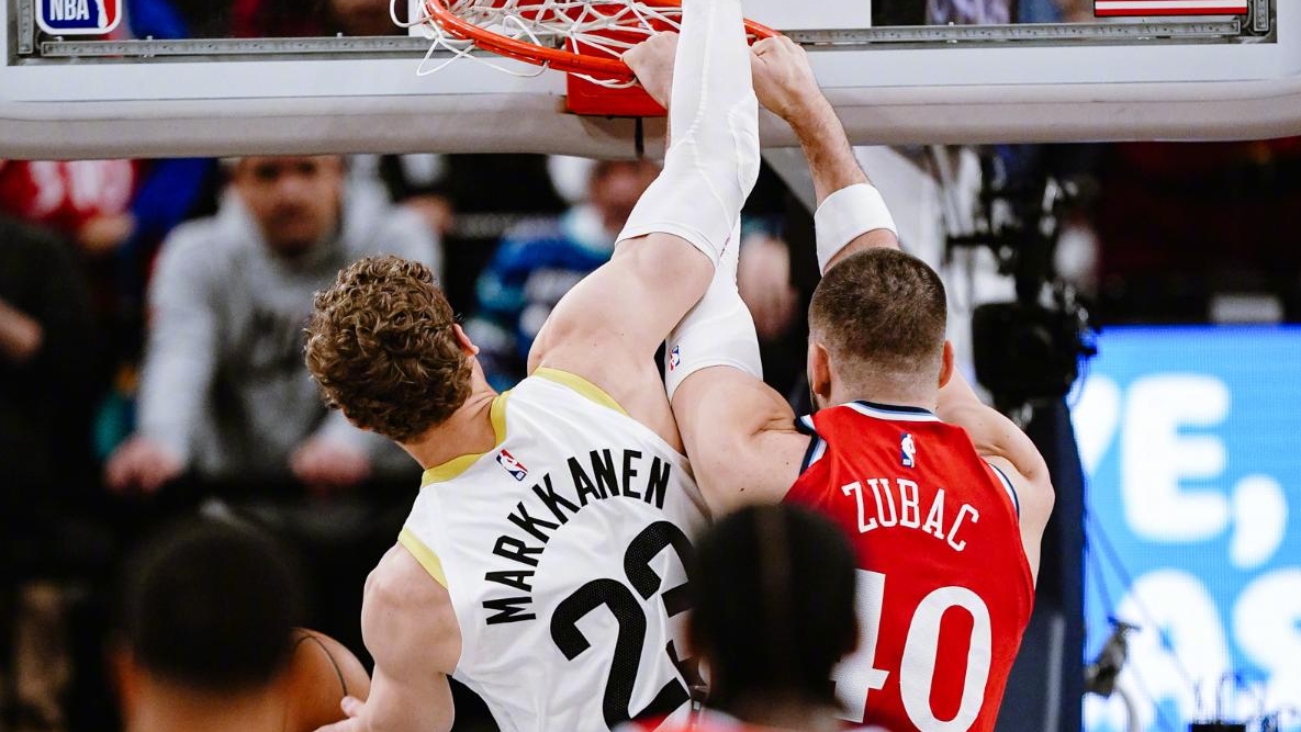 火箭主场力克独行侠，哈登轰下分的简单介绍