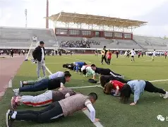 包含队伍积极备战,一齐努力冲刺胜利的词条 包含队伍积极备战,一齐努力冲刺胜利的词条